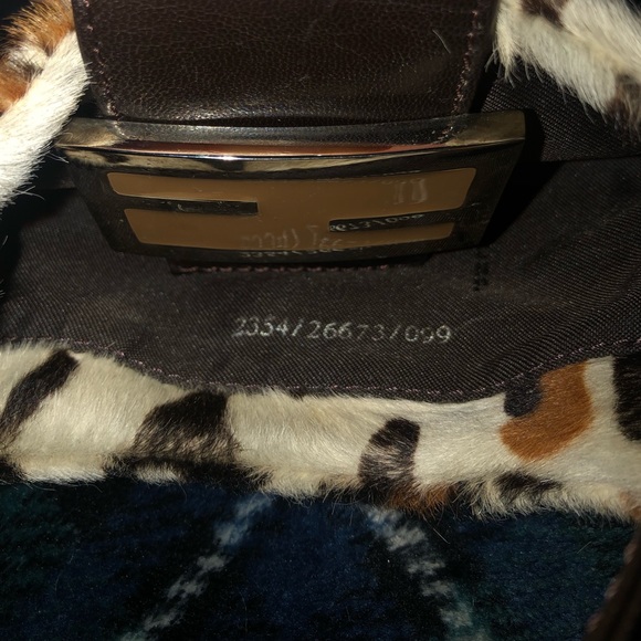 Mini Fendi Croissant Bag. - Picture 6 of 7